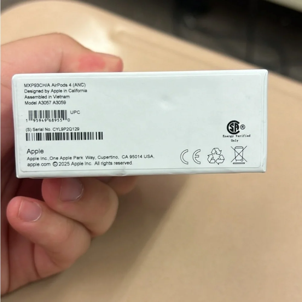 Apple Wireless Earbuds - White